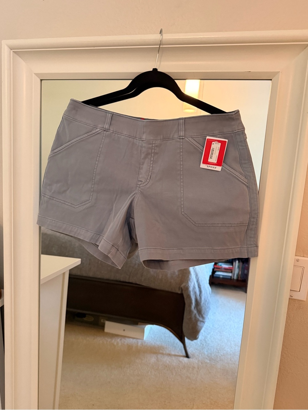 NWT SPANX Stretch Twill Shorts - XL